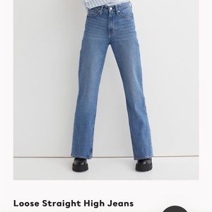 H&M Lose Straight High Jeans